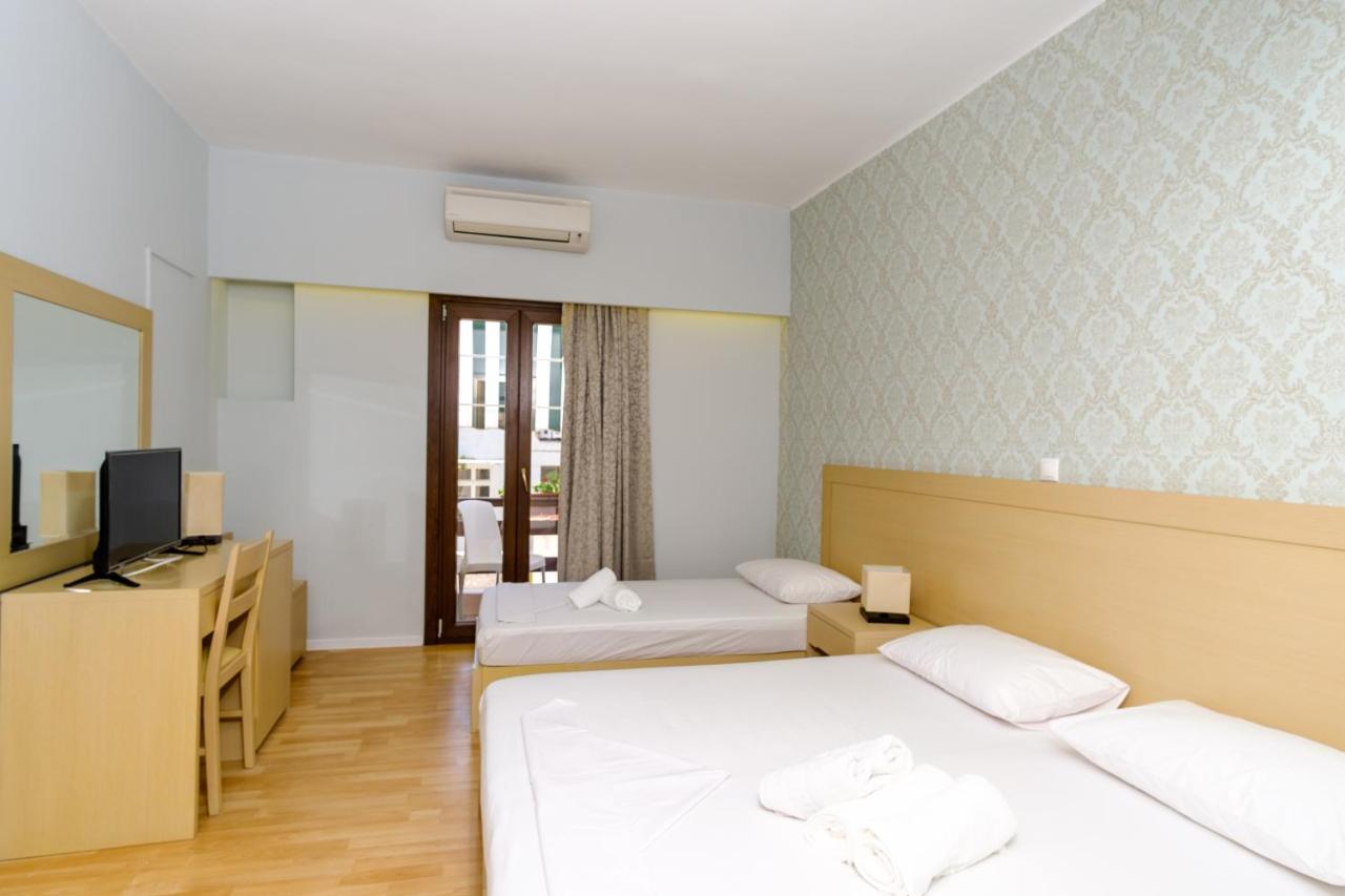 Aphrodite Hotel Syros 金尼昂 外观 照片