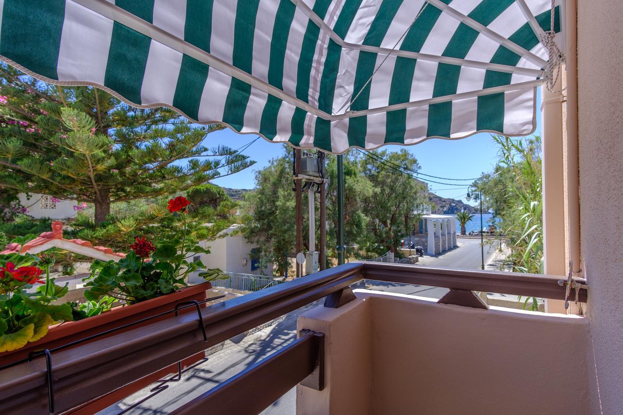 Aphrodite Hotel Syros 金尼昂 外观 照片